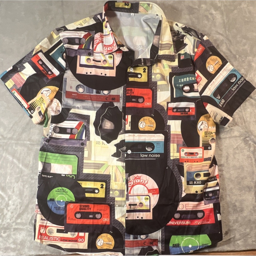 Men's  Button Up Shirt Size Xl Black Multicolor Graphic Short Sleeve